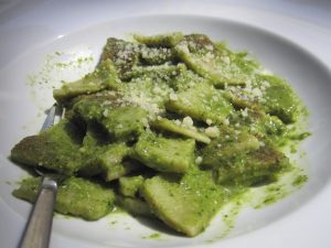 testaroli al pesto