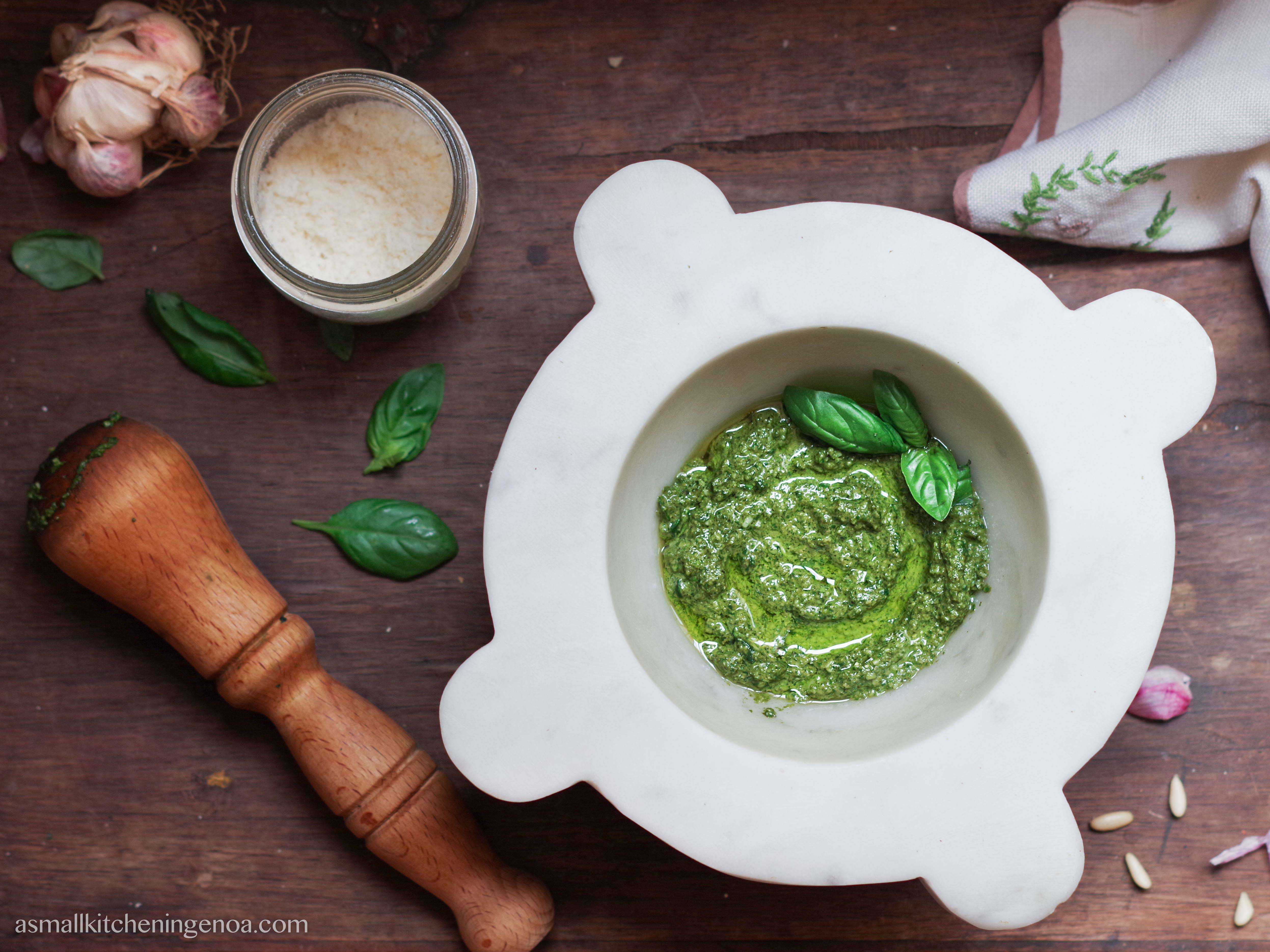 salse liguri: pesto genovese